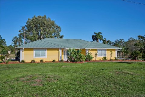 Casa en venta en Indian lake estates, Florida, 2 dormitorios, 151.8 m2 № 1620201 - foto 1