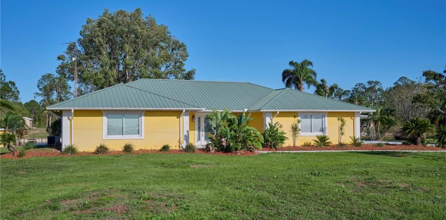 Casa en Indian lake estates, Florida 2 dormitorios, 151.8 m2 № 1620201