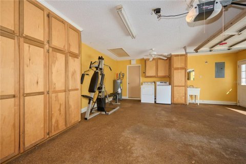 Casa en venta en Indian lake estates, Florida, 2 dormitorios, 151.8 m2 № 1620201 - foto 24
