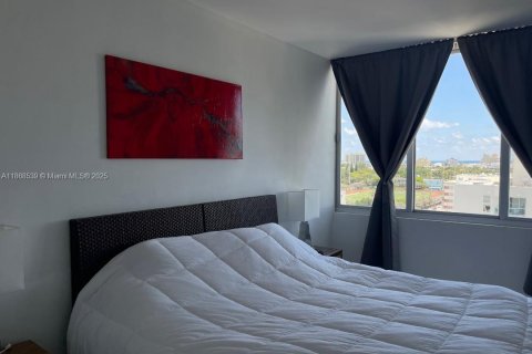 Condominio en alquiler en Miami Beach, Florida, 1 dormitorio, 79.15 m2 № 1896494 - foto 9