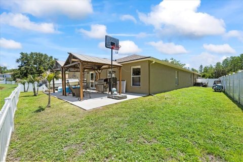 House in Land O' Lakes, Florida 4 bedrooms, 137.03 sq.m. № 1803463 - photo 26