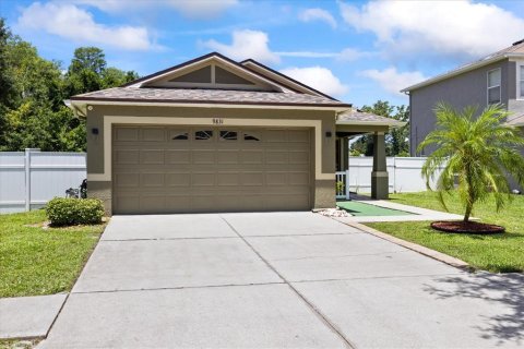 House in Land O' Lakes, Florida 4 bedrooms, 137.03 sq.m. № 1803463 - photo 2