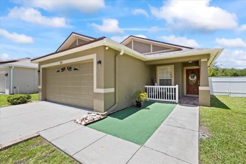 House in Land O' Lakes, Florida 4 bedrooms, 137.03 sq.m. № 1803463 - photo 3