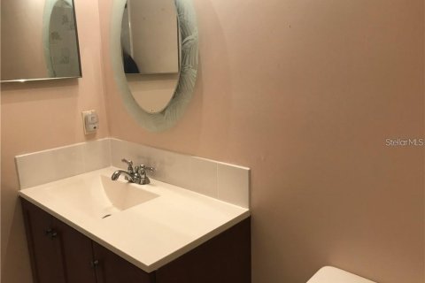 Condominio en alquiler en Orlando, Florida, 2 dormitorios, 104.7 m2 № 1910532 - foto 22