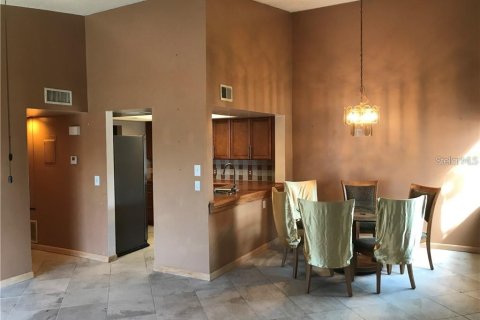 Condominio en alquiler en Orlando, Florida, 2 dormitorios, 104.7 m2 № 1910532 - foto 5