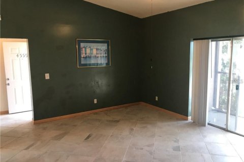 Condo in Orlando, Florida, 2 bedrooms  № 1910532 - photo 2
