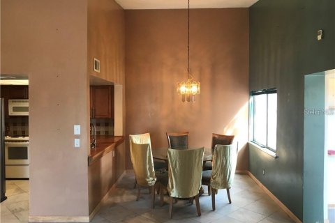 Condo in Orlando, Florida, 2 bedrooms  № 1910532 - photo 6