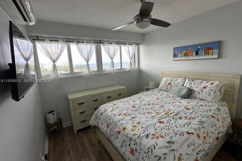 Condominio en venta en Fort Lauderdale, Florida, 1 dormitorio, 69.68 m2 № 2088451 - foto 9