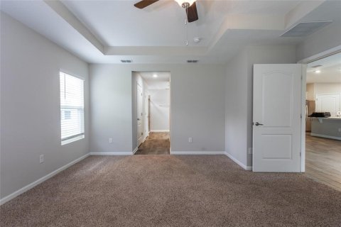 House in Bunnell, Florida 3 bedrooms, 188.87 sq.m. № 1838494 - photo 15