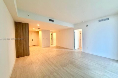 Condo in Miami, Florida, 2 bedrooms  № 2370011 - photo 6