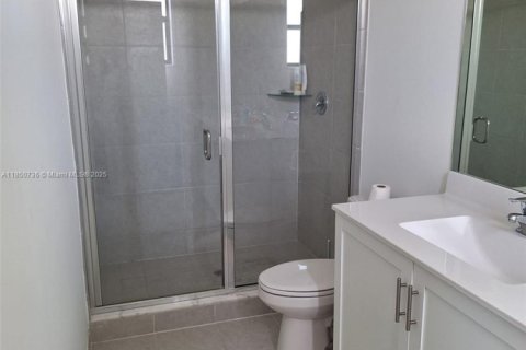 Townhouse in Homestead, Florida 3 bedrooms, 140.65 sq.m. № 1867003 - photo 14