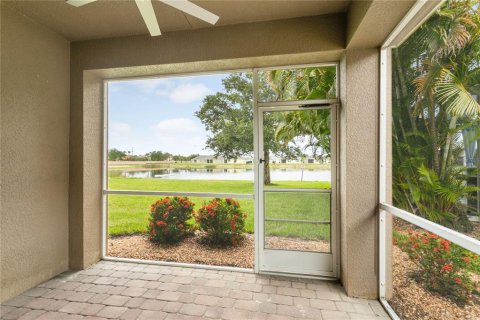House in Punta Gorda, Florida 3 bedrooms, 218.69 sq.m. № 2091666 - photo 23