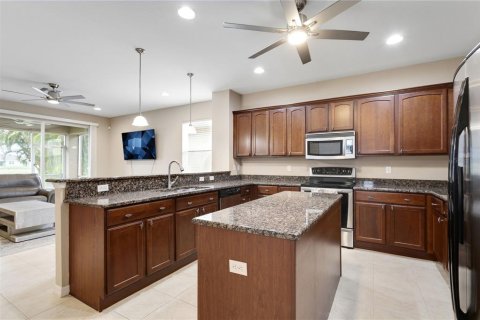 House in Punta Gorda, Florida 3 bedrooms, 218.69 sq.m. № 2091666 - photo 7