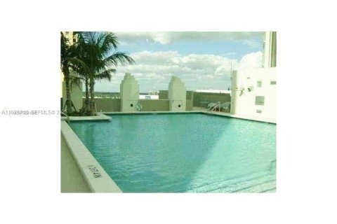 Condominio en venta en Miami, Florida, 2 dormitorios, 136.29 m2 № 1993848 - foto 5