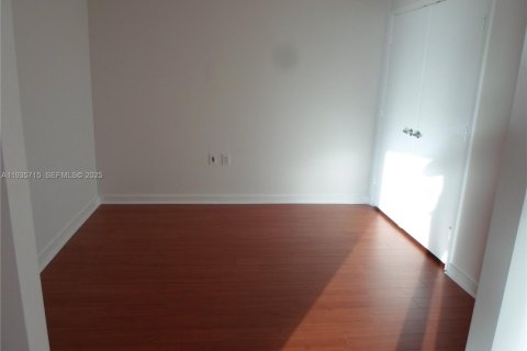 Condominio en venta en Miami, Florida, 2 dormitorios, 136.29 m2 № 1993848 - foto 28