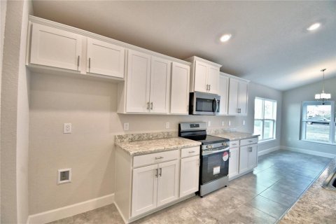 Casa en venta en Auburndale, Florida, 3 dormitorios, 183.02 m2 № 2215224 - foto 13