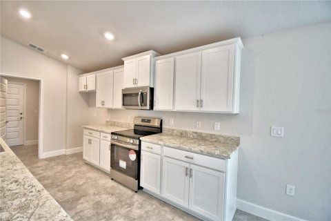 Casa en venta en Auburndale, Florida, 3 dormitorios, 183.02 m2 № 2215224 - foto 11