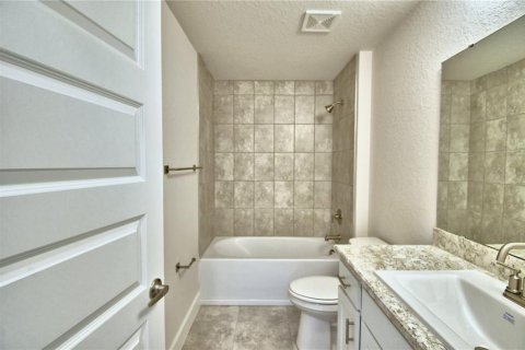 Casa en venta en Auburndale, Florida, 3 dormitorios, 183.02 m2 № 2215224 - foto 24