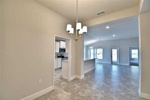 Casa en venta en Auburndale, Florida, 3 dormitorios, 183.02 m2 № 2215224 - foto 6