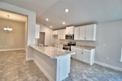 Casa en venta en Auburndale, Florida, 3 dormitorios, 183.02 m2 № 2215224 - foto 10