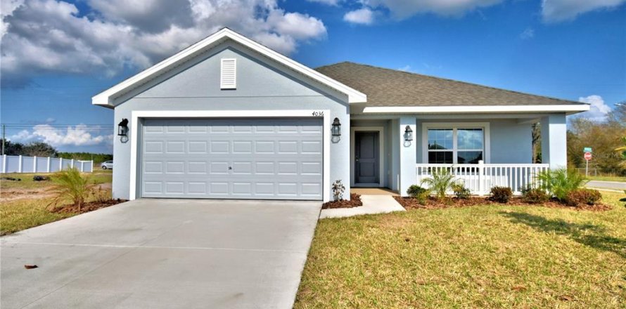 Casa en Auburndale, Florida 3 dormitorios, 183.02 m2 № 2215224