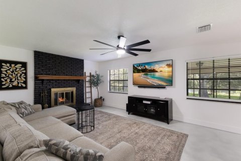 House in Riverview, Florida 4 bedrooms, 215.35 sq.m. № 1873471 - photo 21