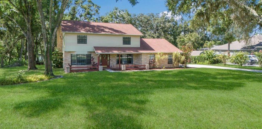 House in Riverview, Florida 4 bedrooms, 215.35 sq.m. № 1873471