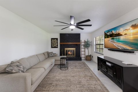 House in Riverview, Florida 4 bedrooms, 215.35 sq.m. № 1873471 - photo 23