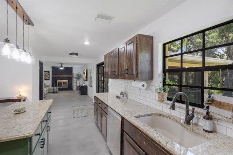 House in Riverview, Florida 4 bedrooms, 215.35 sq.m. № 1873471 - photo 30