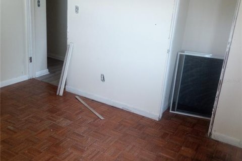 Casa en venta en Orlando, Florida, 4 dormitorios, 120.77 m2 № 1775541 - foto 18