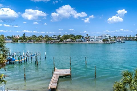 Land in Treasure Island, Florida № 1195942 - photo 16