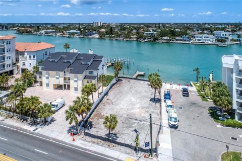 Land in Treasure Island, Florida № 1195942 - photo 9