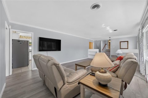 Villa ou maison à vendre à Ocala, Floride: 4 chambres, 258.92 m2 № 2431831 - photo 9