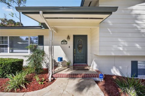 Villa ou maison à vendre à Ocala, Floride: 4 chambres, 258.92 m2 № 2431831 - photo 2