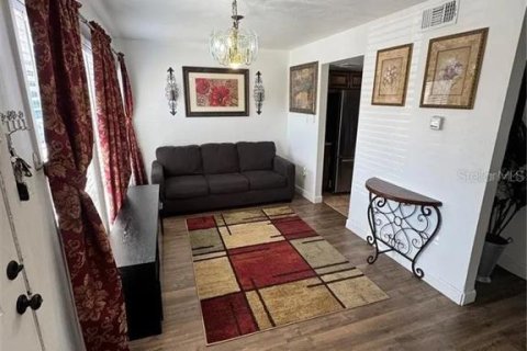 Condo in Orlando, Florida, 2 bedrooms  № 2196288 - photo 7