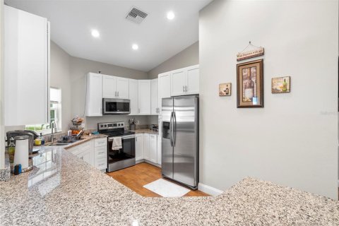 Villa ou maison à vendre à DeLand, Floride: 3 chambres, 147.62 m2 № 2398597 - photo 14