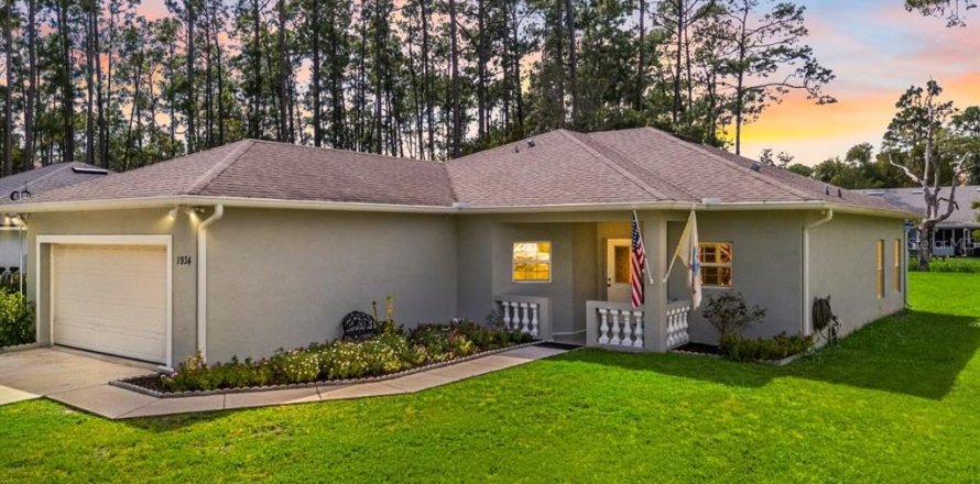Villa ou maison à DeLand, Floride 3 chambres, 147.62 m2 № 2398597