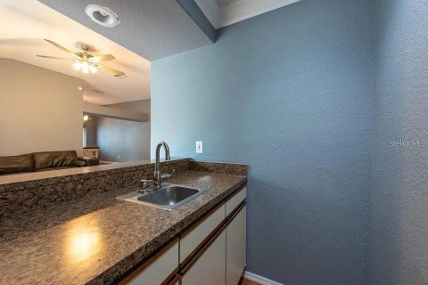 House in Tampa, Florida 3 bedrooms, 173.54 sq.m. № 1883200 - photo 8
