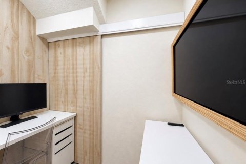 Touwnhouse à louer à Orlando, Floride: 3 chambres, 137.5 m2 № 2425863 - photo 9