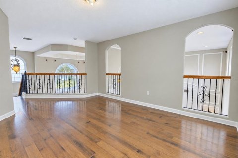 House in Orlando, Florida 4 bedrooms, 305 sq.m. № 2410064 - photo 30