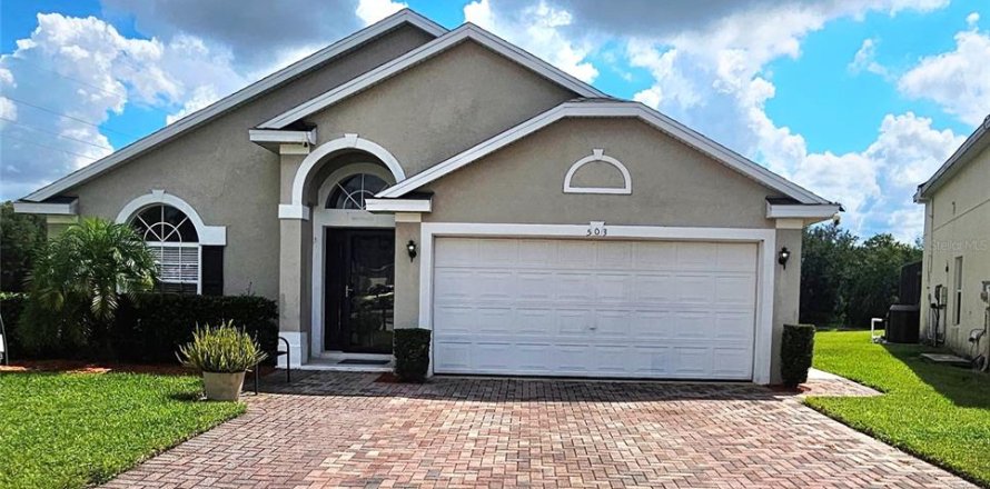 Villa ou maison à Davenport, Floride 4 chambres, 131.18 m2 № 1912959