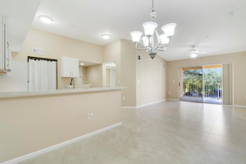 Copropriété à louer à Port St. Lucie, Floride: 2 chambres, 95.97 m2 № 2422335 - photo 16