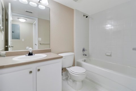 Copropriété à louer à Port St. Lucie, Floride: 2 chambres, 95.97 m2 № 2422335 - photo 30