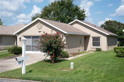 House in Ocala, Florida 2 bedrooms, 109.81 sq.m. № 1917043 - photo 3