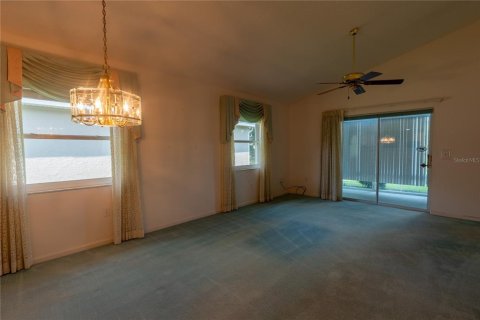 House in Ocala, Florida 2 bedrooms, 109.81 sq.m. № 1917043 - photo 10