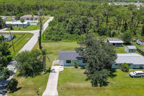 Villa ou maison à louer à Englewood, Floride: 2 chambres, 84.73 m2 № 1866279 - photo 29