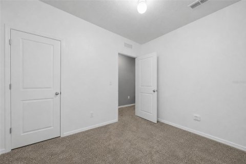 Villa ou maison à vendre à Wesley Chapel, Floride: 3 chambres, 140.84 m2 № 2415155 - photo 12