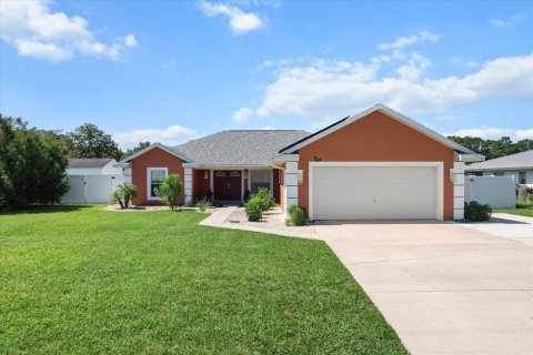 Casa en venta en Homosassa, Florida, 3 dormitorios, 182.83 m2 № 1856459 - foto 1