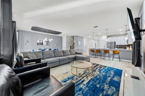 Casa en venta en Kissimmee, Florida, 8 dormitorios, 398.46 m2 № 2228229 - foto 29
