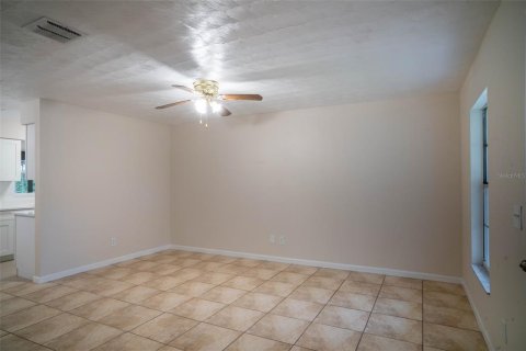 Casa en venta en Casselberry, Florida, 3 dormitorios, 106.84 m2 № 2232487 - foto 9